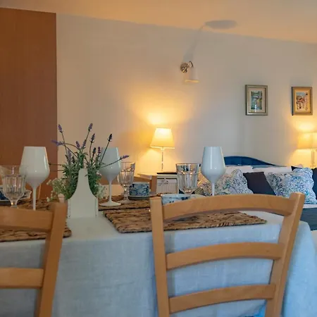 Guest house Julia 16 People