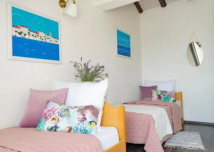 Gasthof Julia 16 People Milna (Brac)